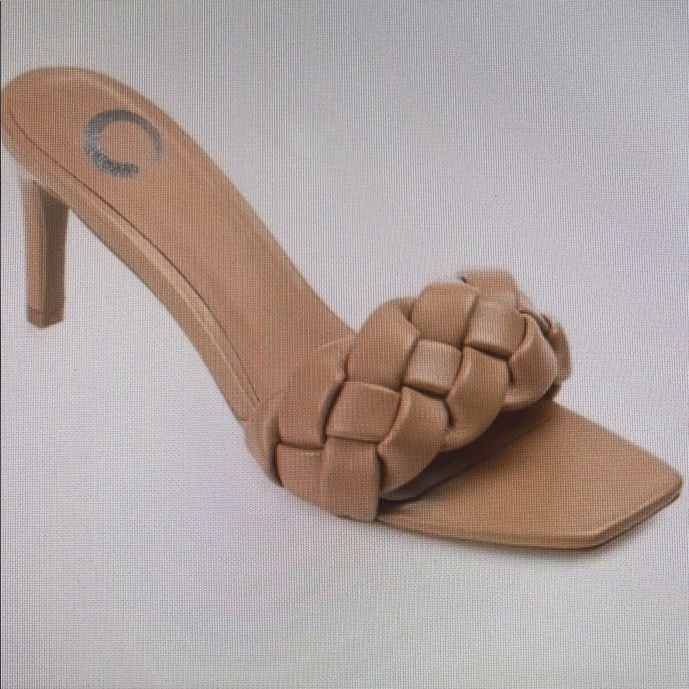 Elegant Tan Women's Heeled Sandals